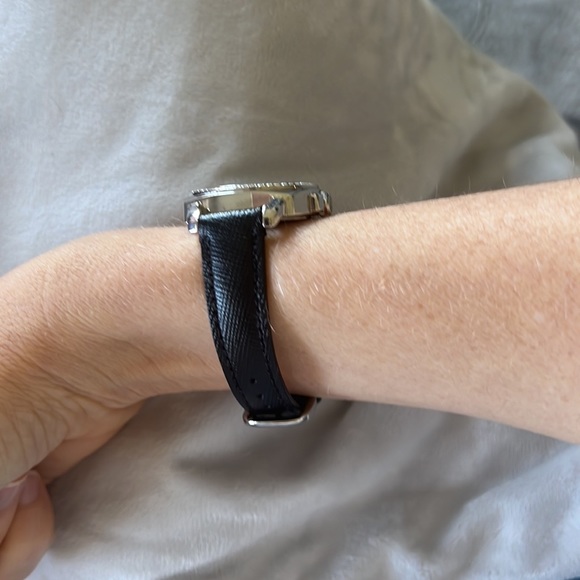 COACH WATCH SILVER BLACK LEATHER CRYSTALS - Picture 7 of 8